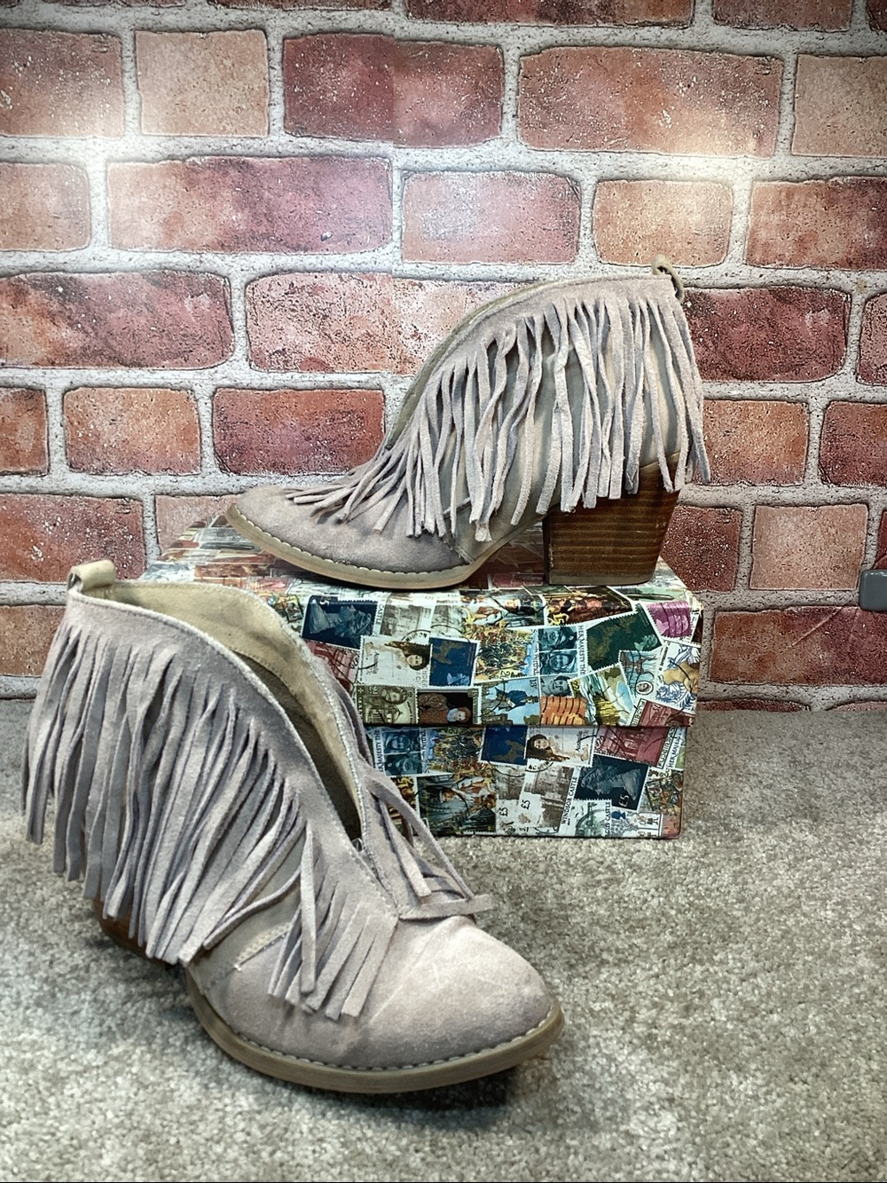 Mari A Womans Lambert fringed Western ankle boots size 7.5